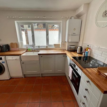 Quaint 2 Bed Cottage In The Heart Of Cambridge CBG Exterior foto
