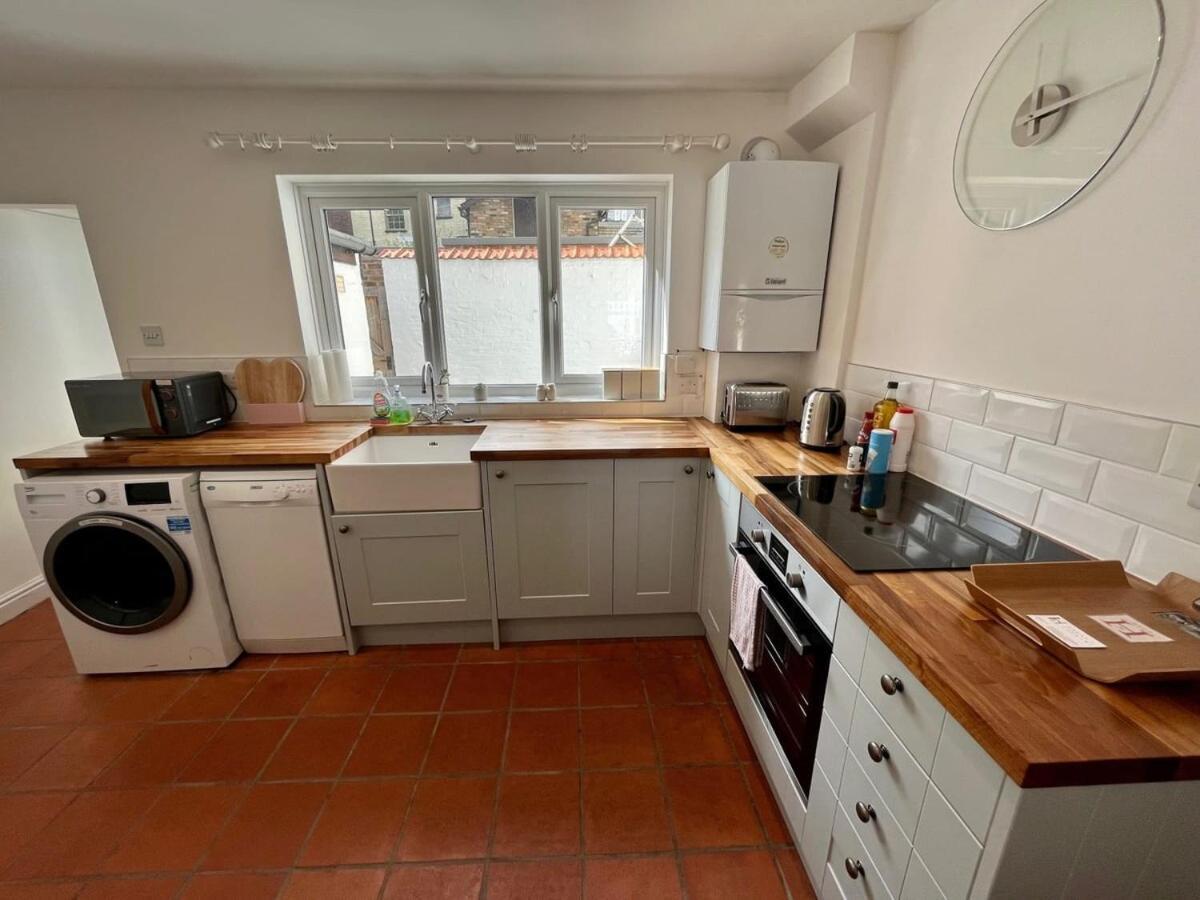 Quaint 2 Bed Cottage In The Heart Of Cambridge CBG Exterior foto